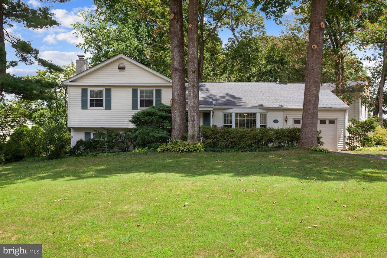 8218 Briar Creek Drive - Photo 1
