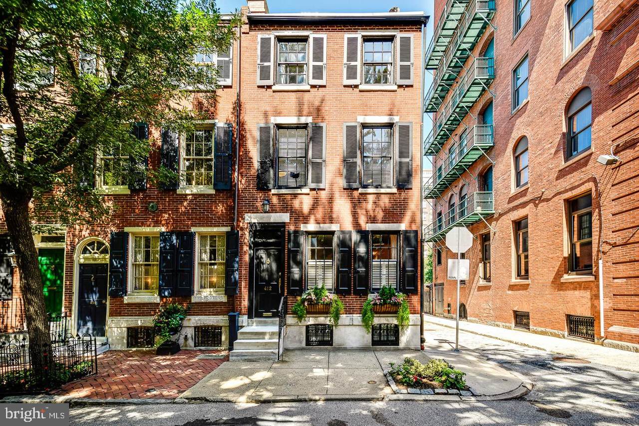 412 Carlisle Street - Photo 1