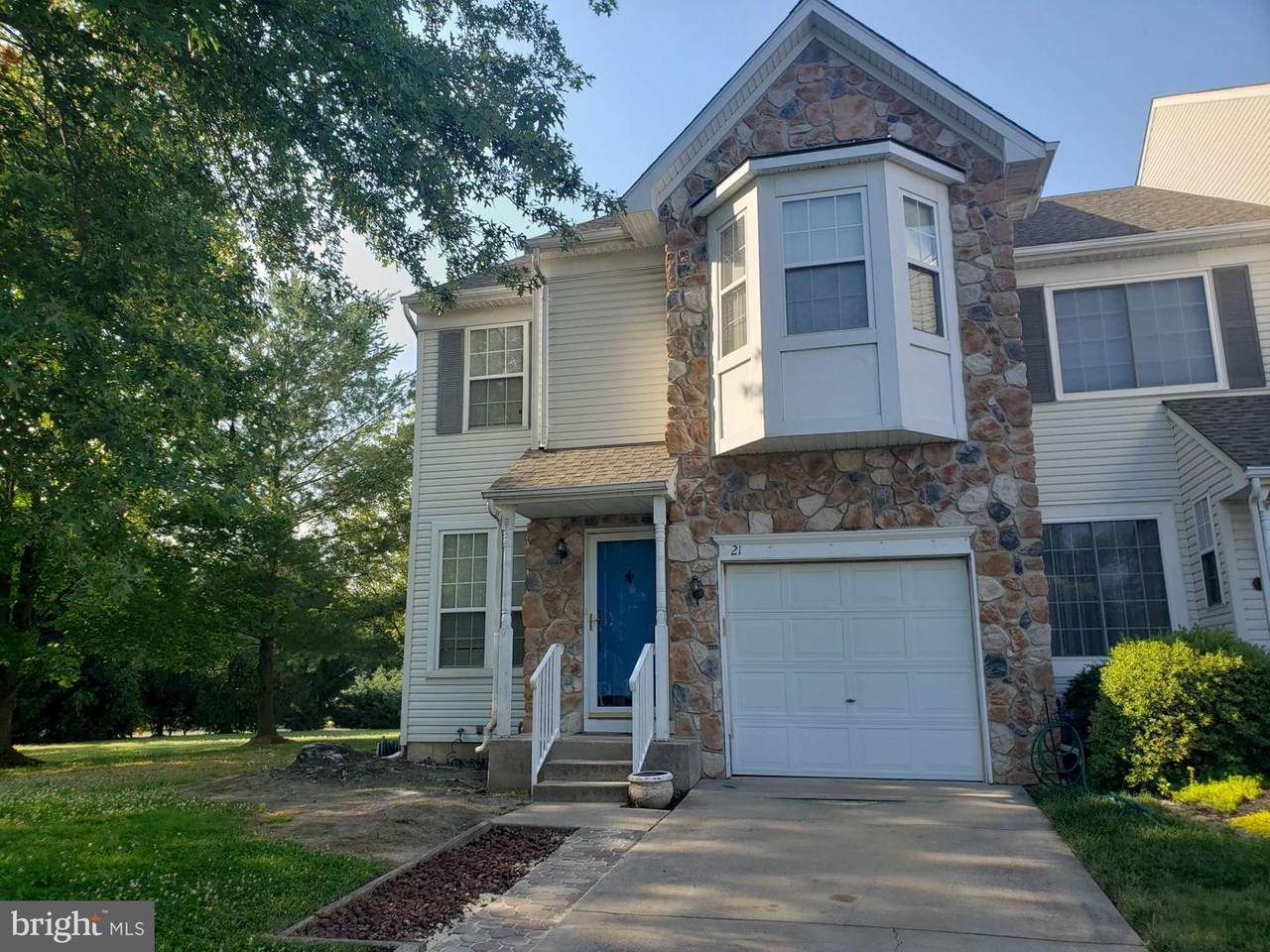 21 Threadleaf Terrace - Photo 1