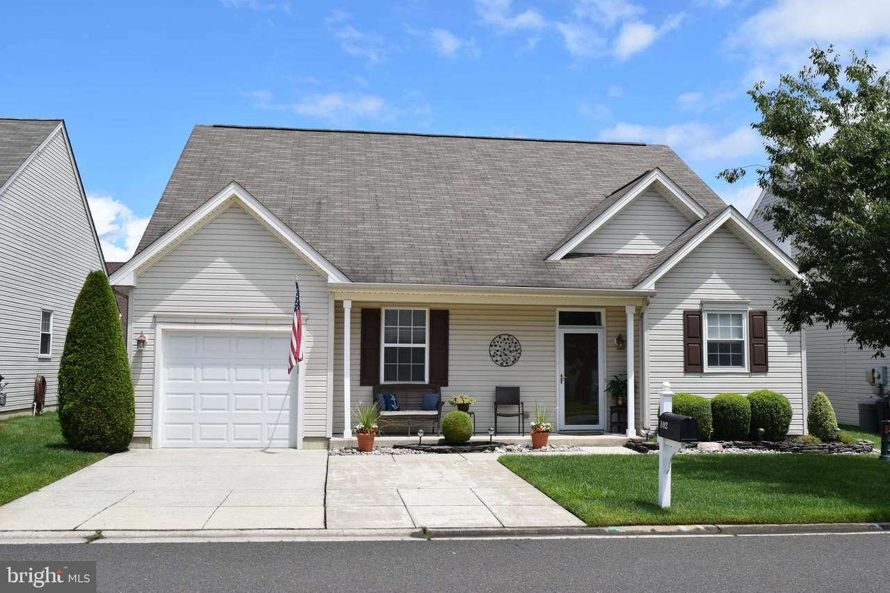 102 Lakewood Way - Photo 1