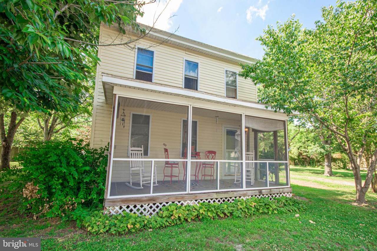 108 Division Street - Photo 1