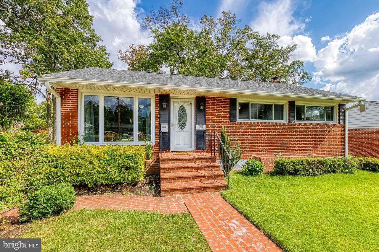 136 Dublin Drive - Photo 1