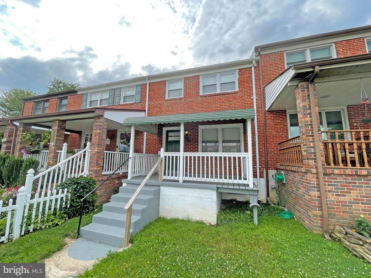 1529 Hopewell Avenue - Photo 1