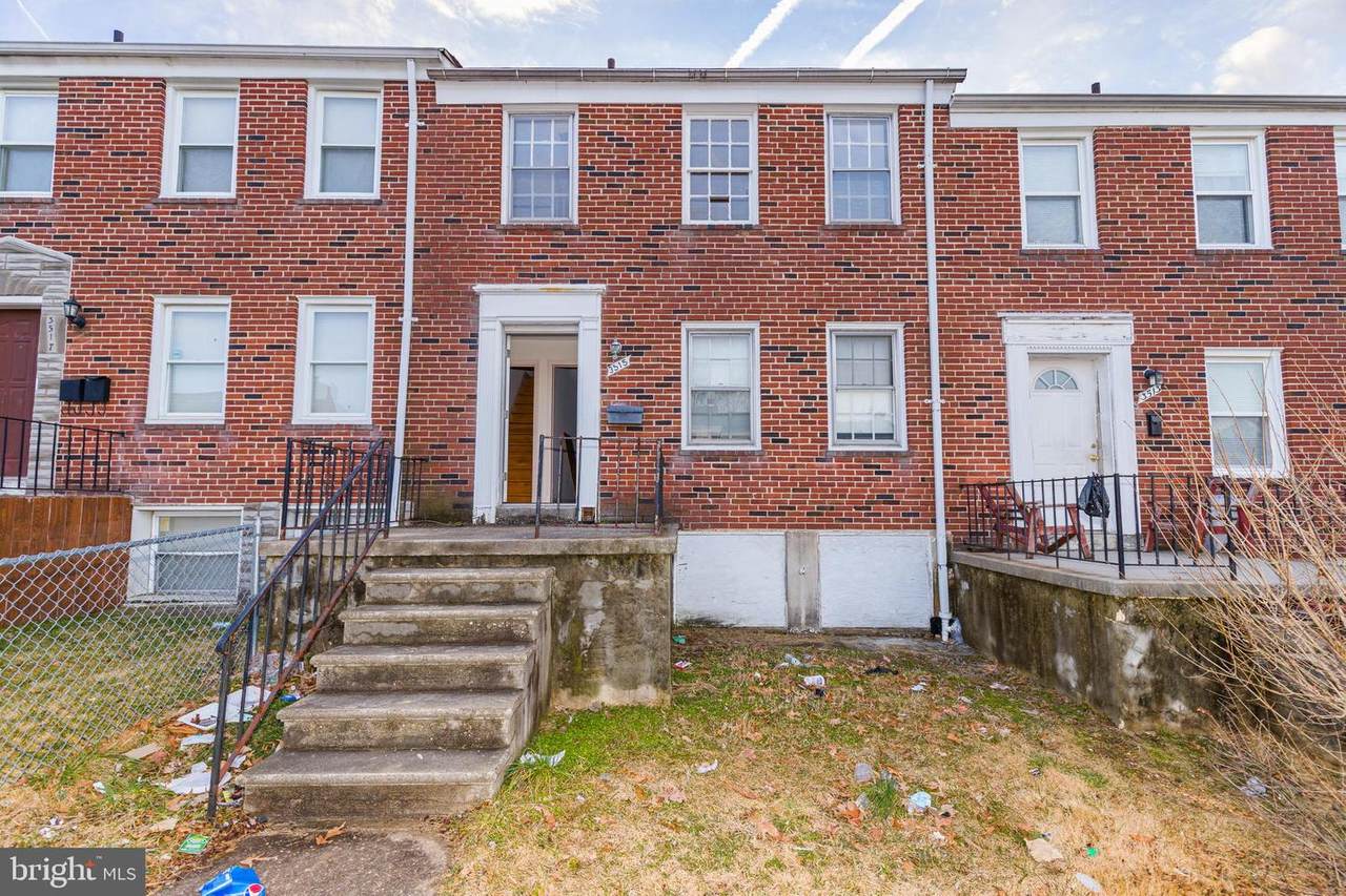 3515 Pelham Avenue - Photo 1