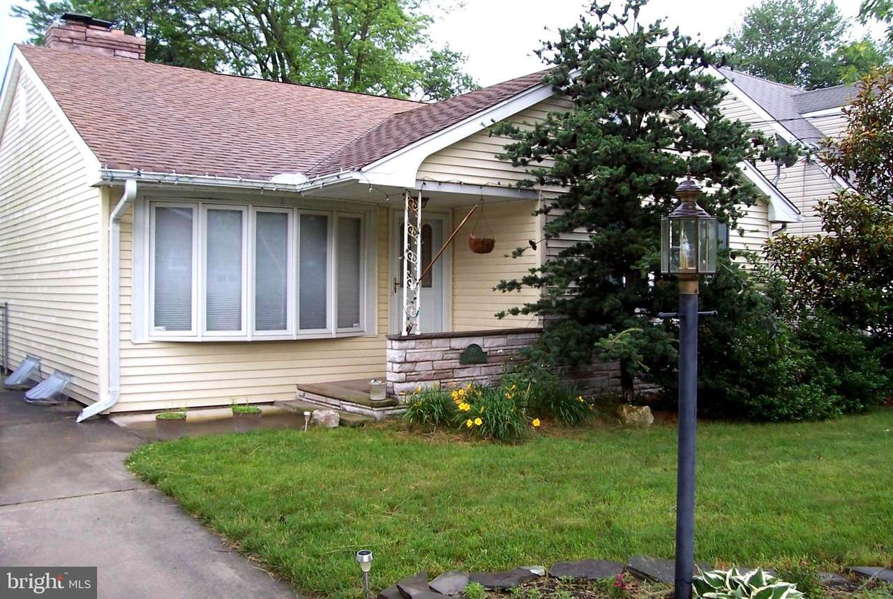 156 Natrona Avenue - Photo 1