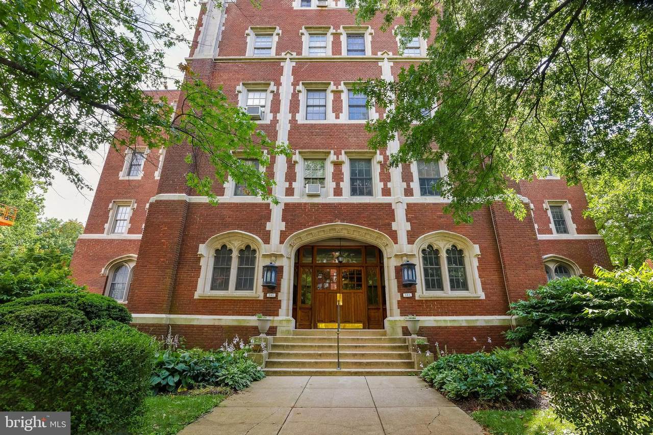 501 University Parkway - Photo 1