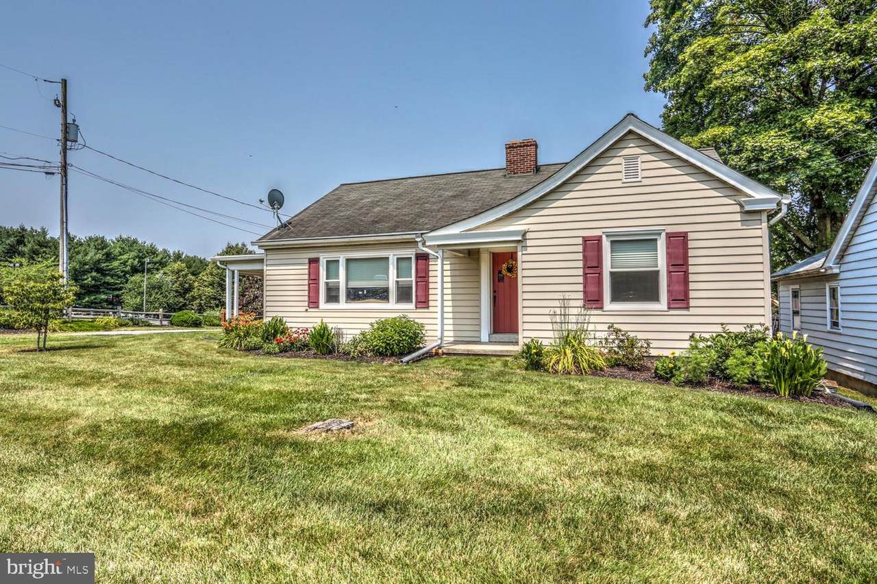 120 7TH Street - Photo 1