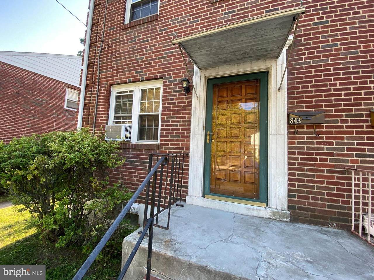 843 Parkside Avenue - Photo 1