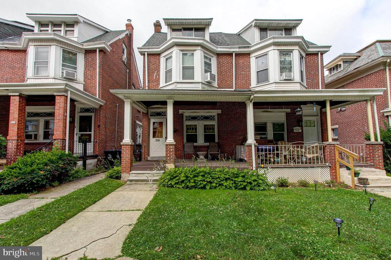 216 Wood Street - Photo 1