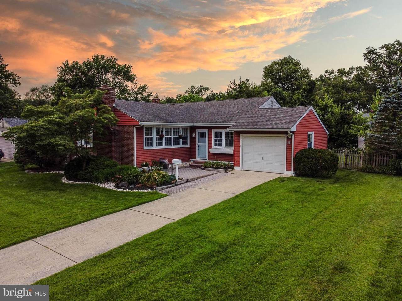 1115 York Road - Photo 1