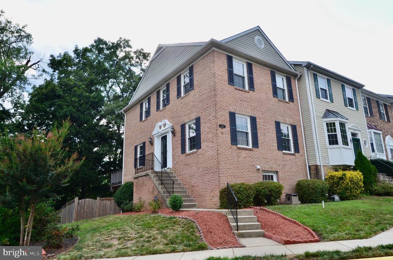 9680 Eaton Woods Place - Photo 1