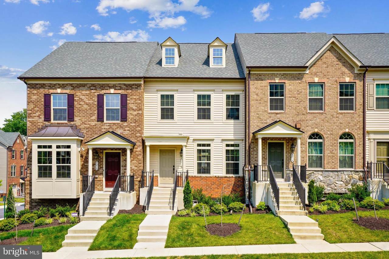 7212 Howison Hill Lane - Photo 1