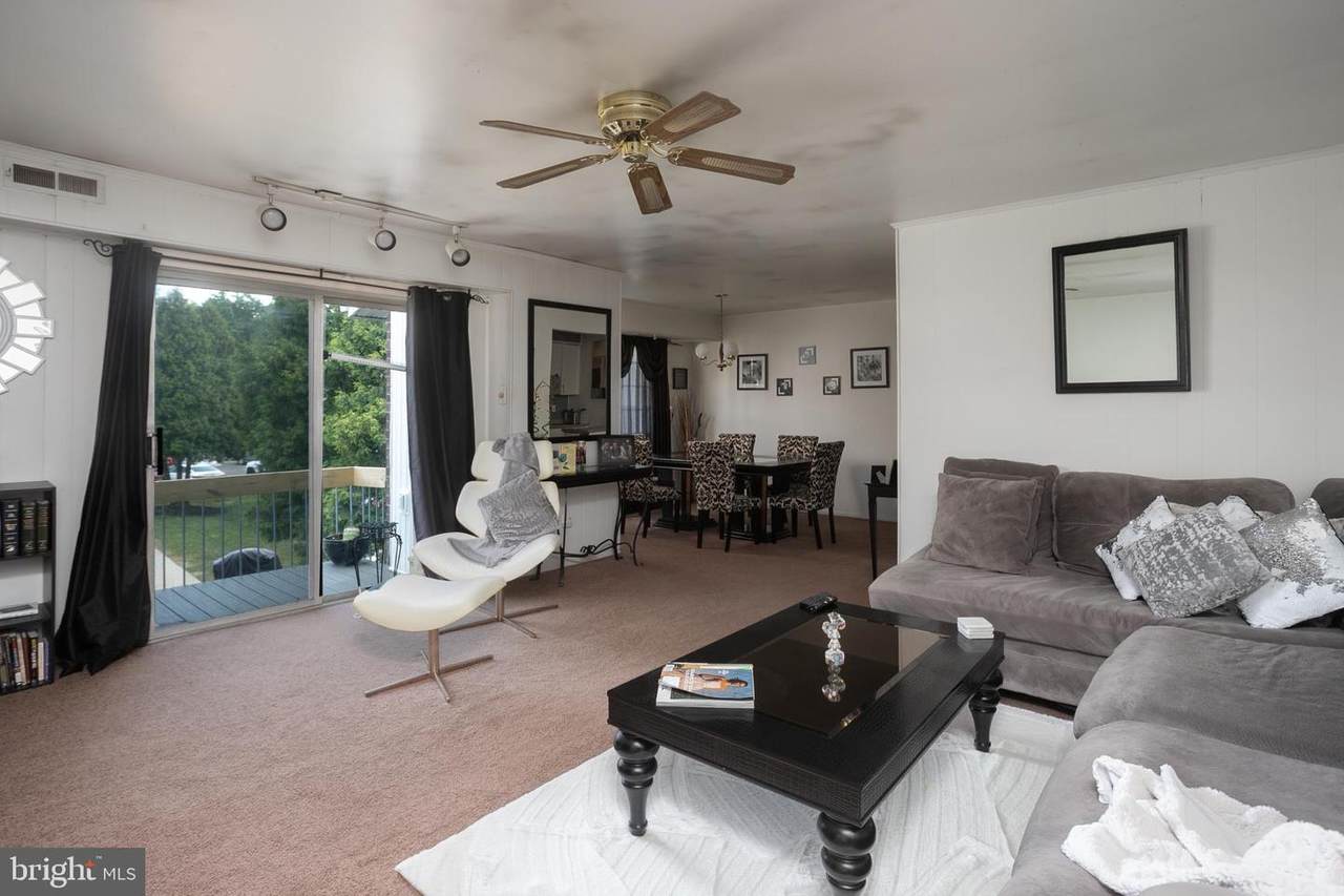 275 Green Street - Photo 1
