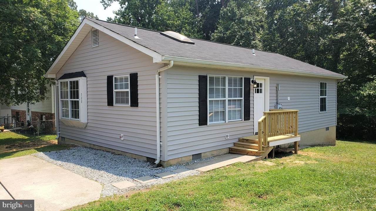 720 White Sands Drive - Photo 1