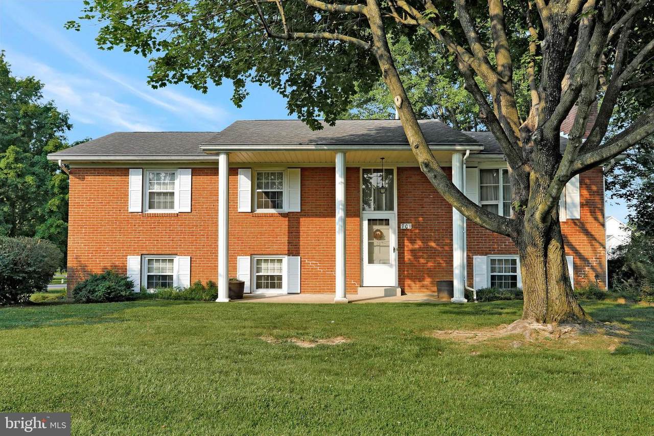 701 Spring Street - Photo 1