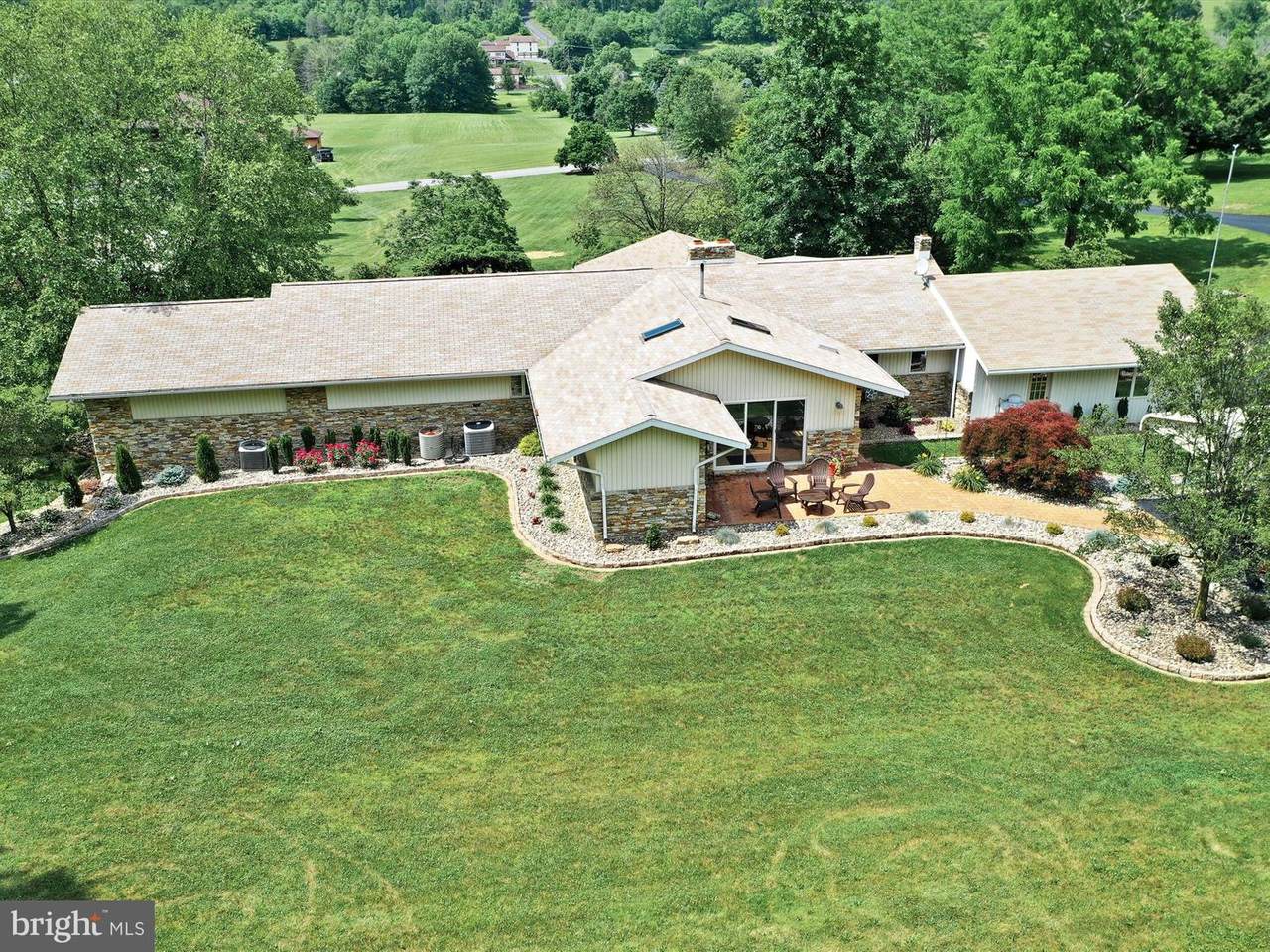 21 Bensinger Drive - Photo 1