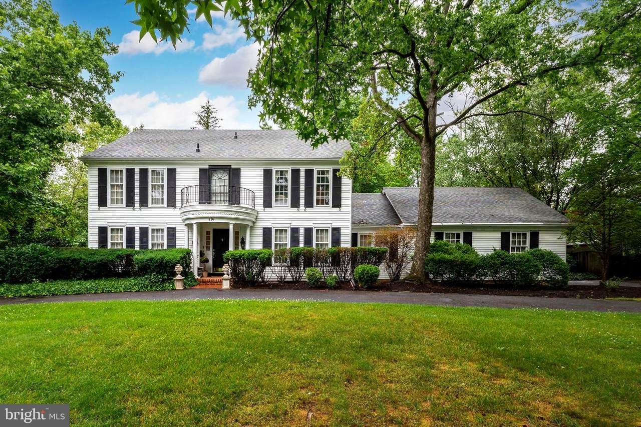 519 Eaglebrook Drive - Photo 1