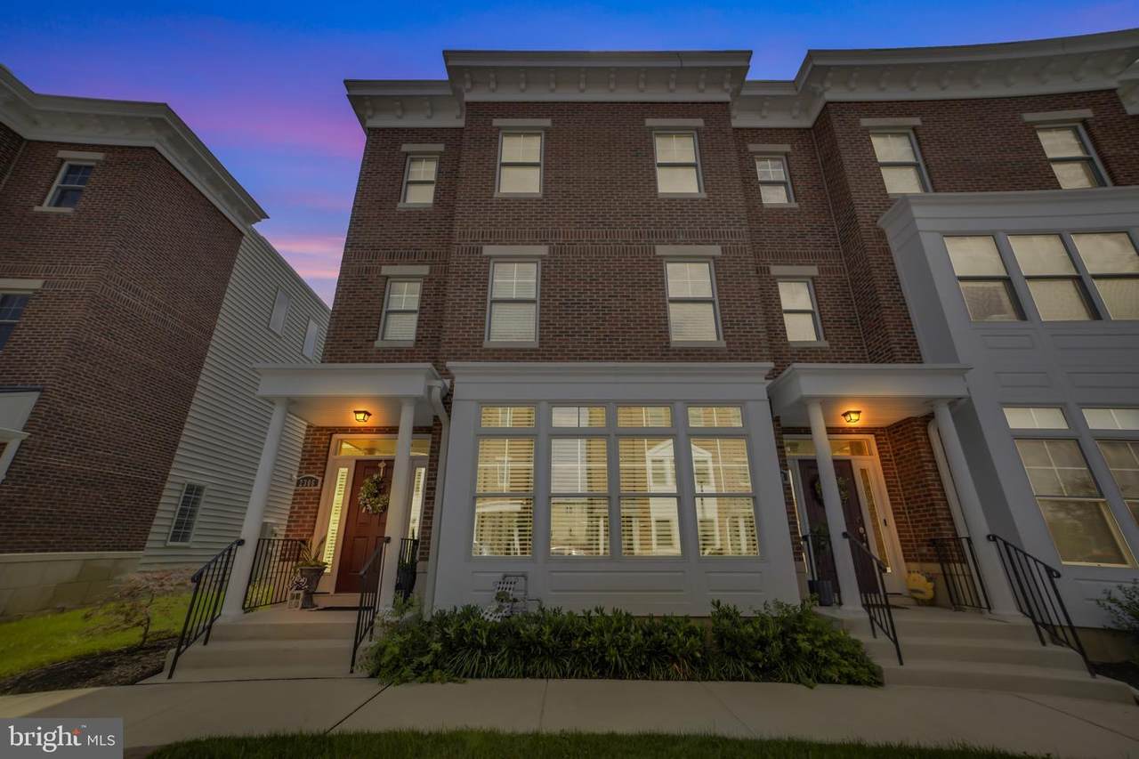 2306 Napoli Way - Photo 1
