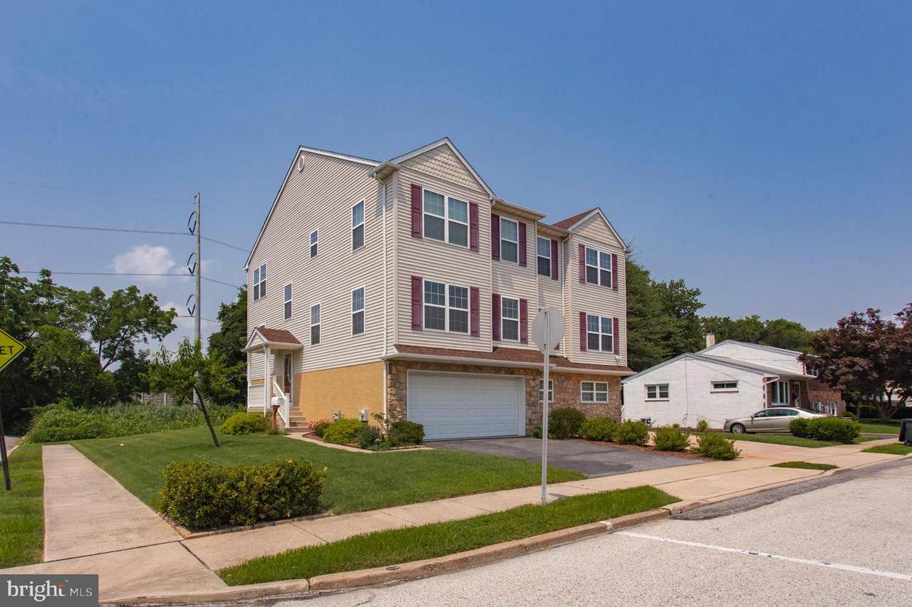 301 Chippewa Street - Photo 1