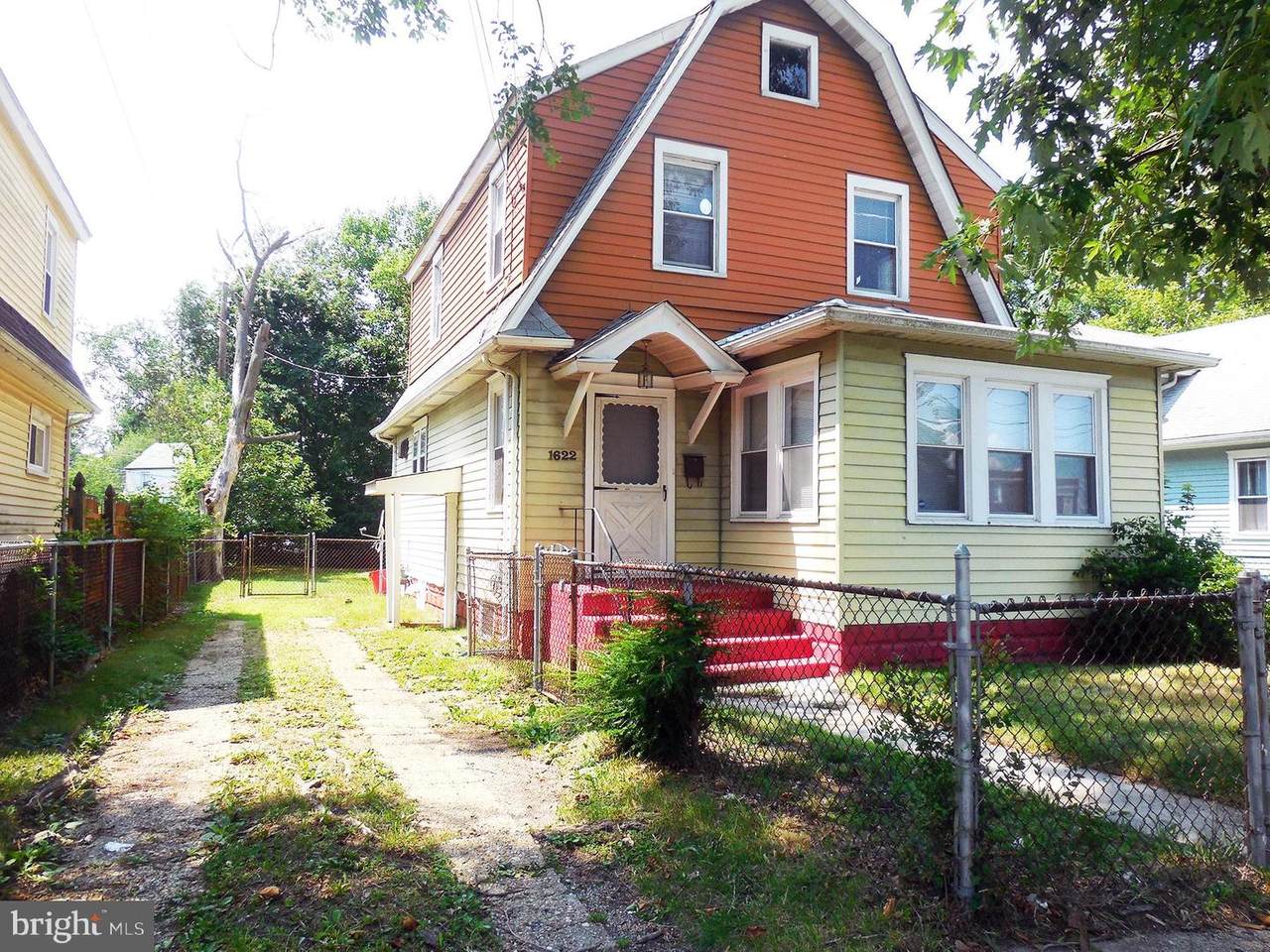 1622 Swedesboro Avenue - Photo 1