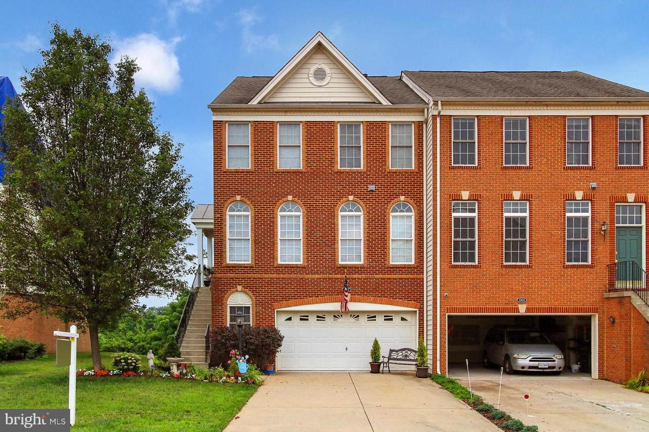 22627 Upperville Heights Square - Photo 1