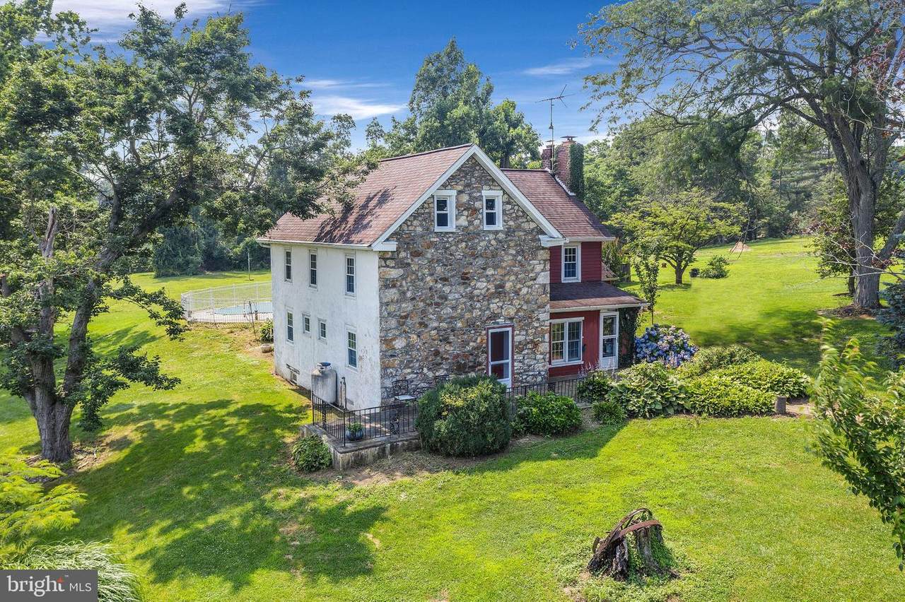 304 Creek Road - Photo 1