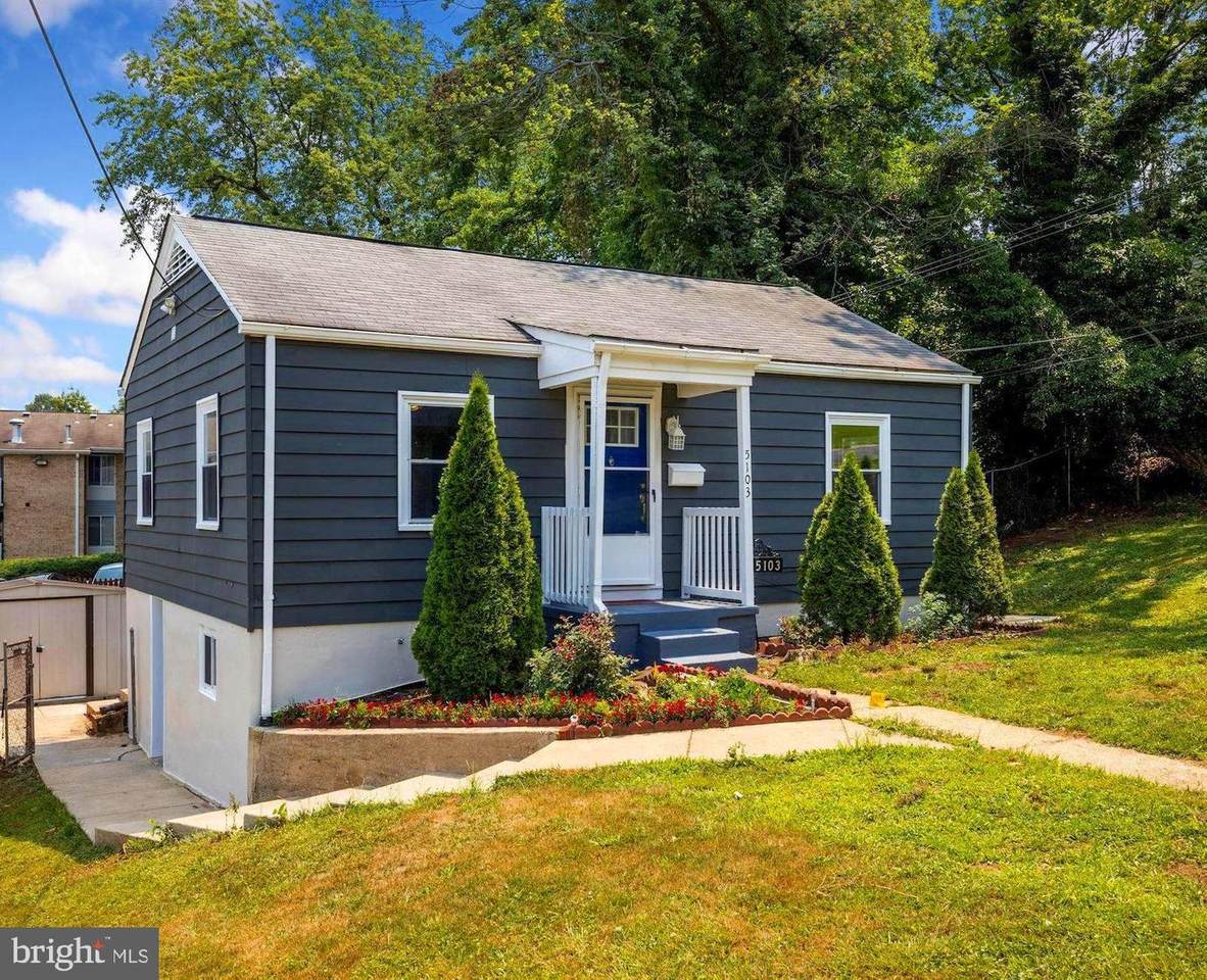 5103 60TH Avenue - Photo 1