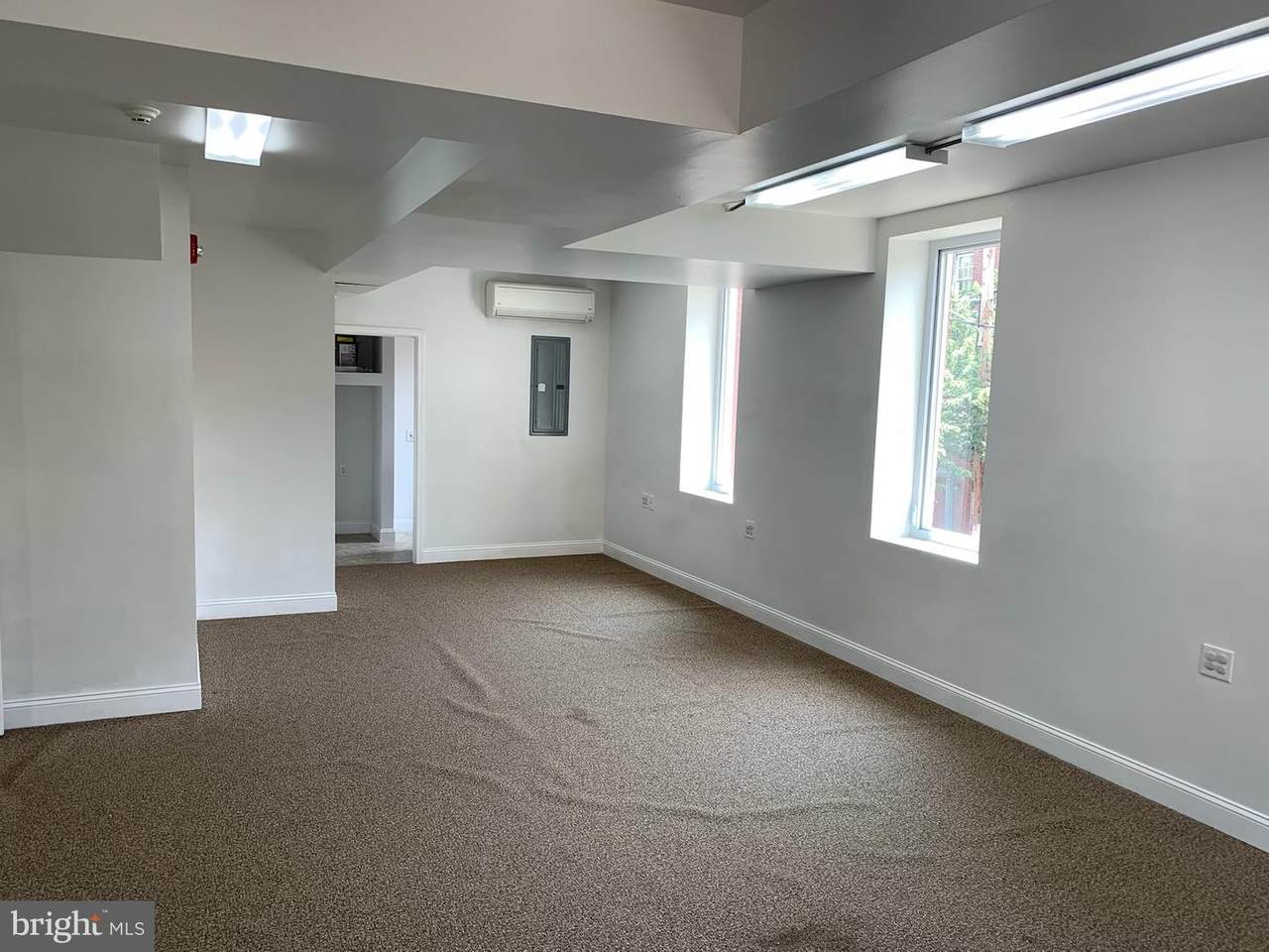 627-29 2ND Street - Photo 1