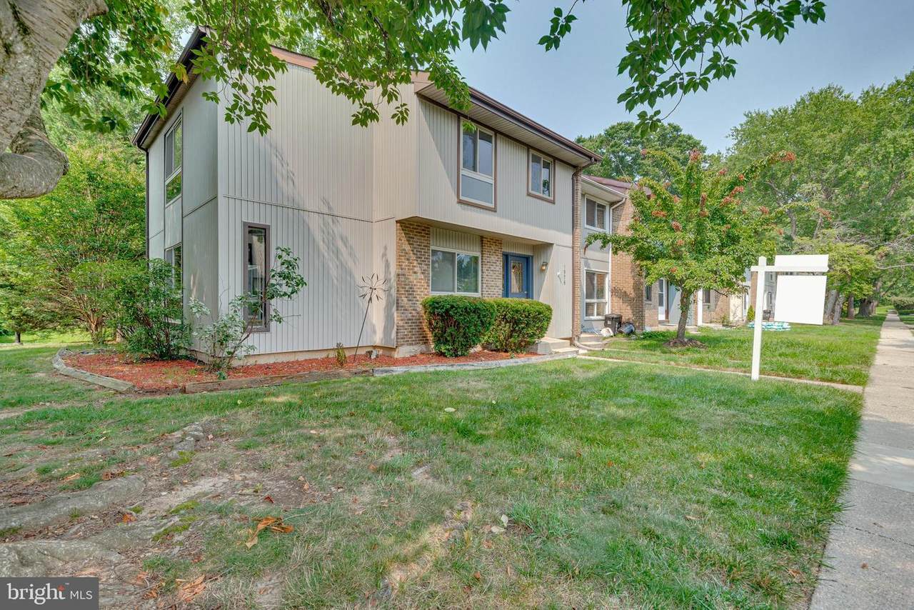 1976 Cambridge Drive - Photo 1