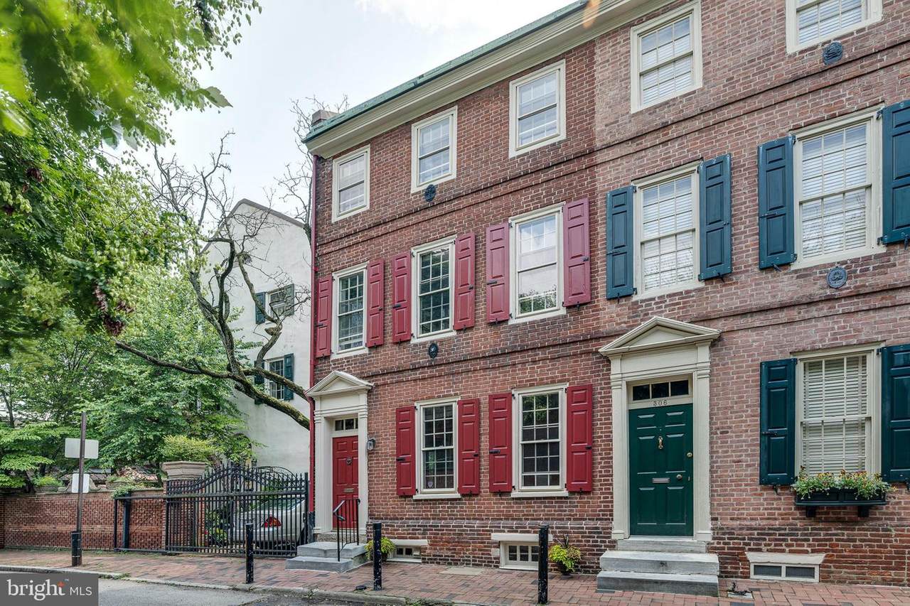 304 Cypress Street - Photo 1