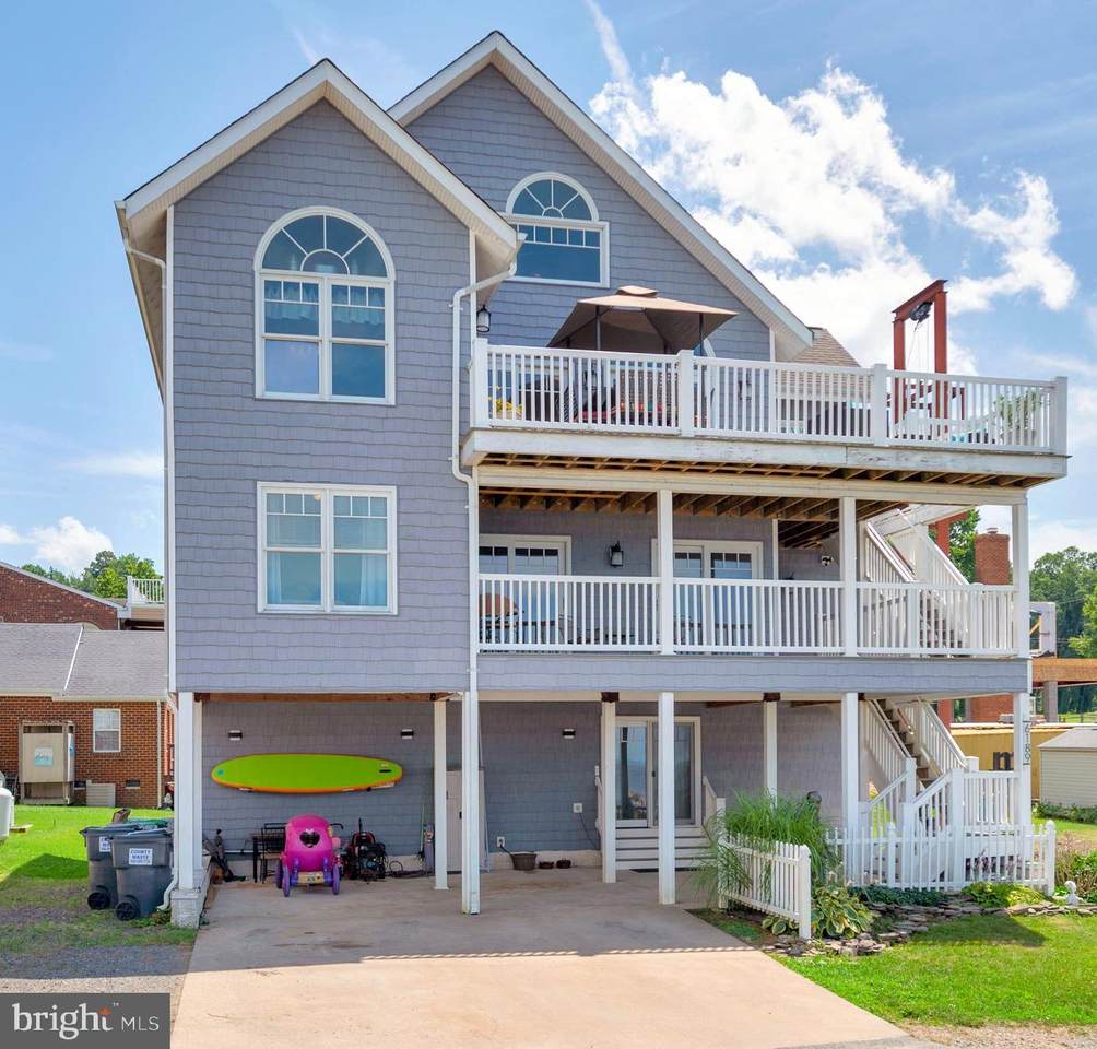 6189 Fairview Drive - Photo 1