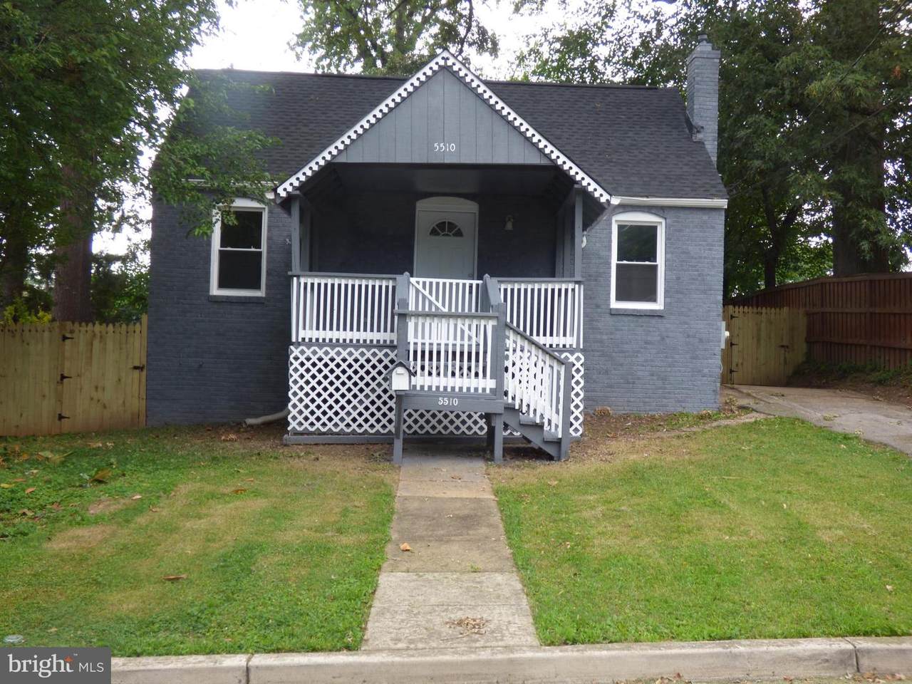 5510 38TH Avenue - Photo 1