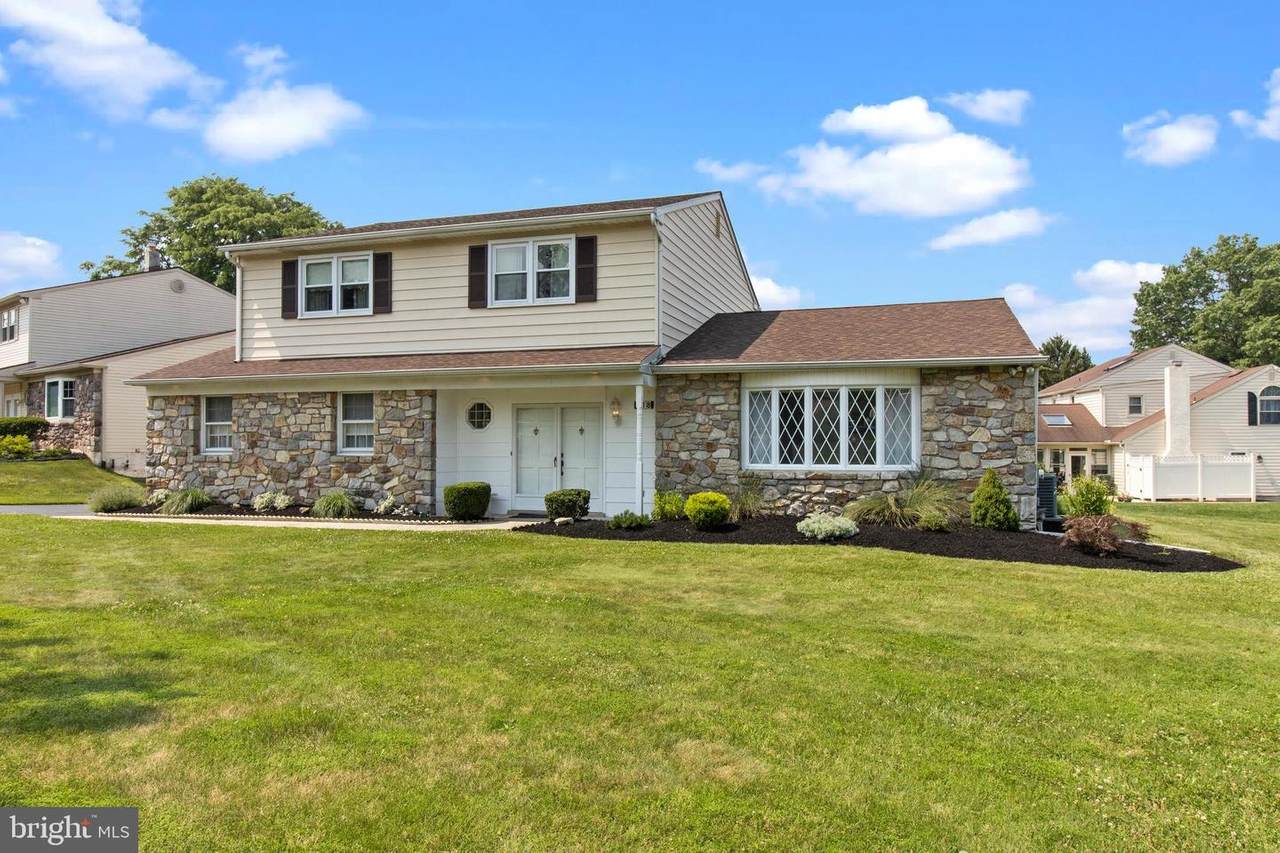 118 Lark Drive - Photo 1