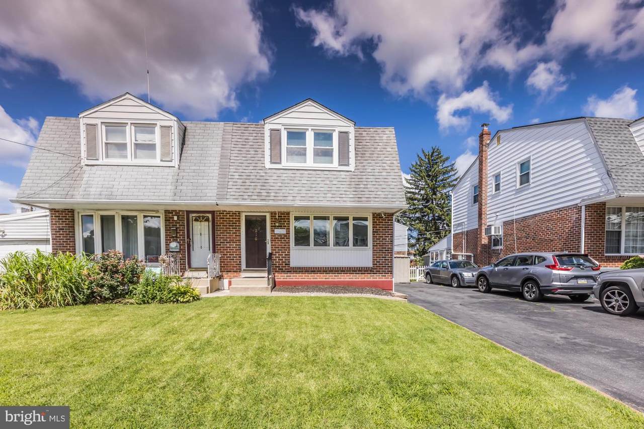 216 Gray Street - Photo 1
