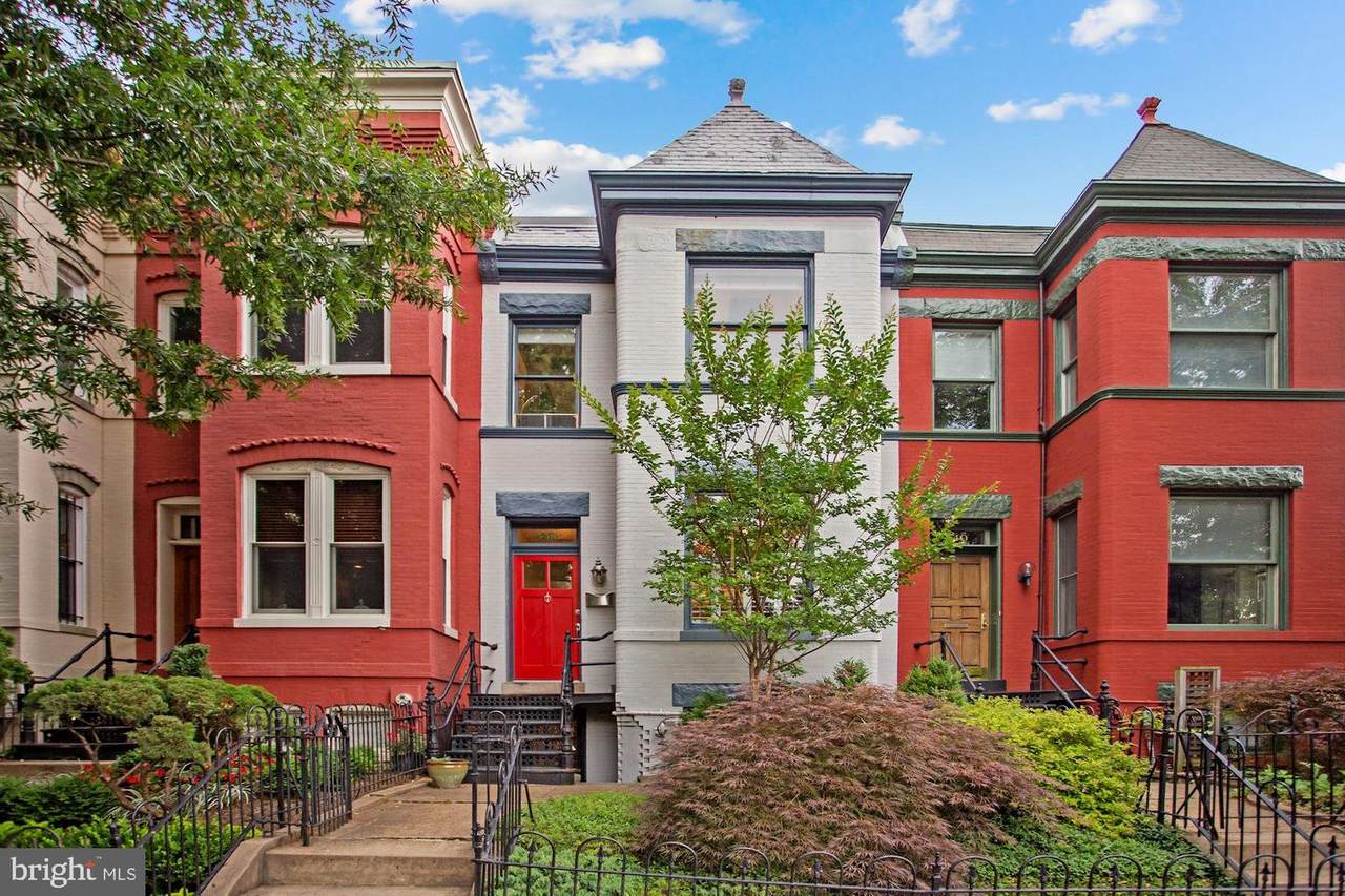 538 5TH Street - Photo 1