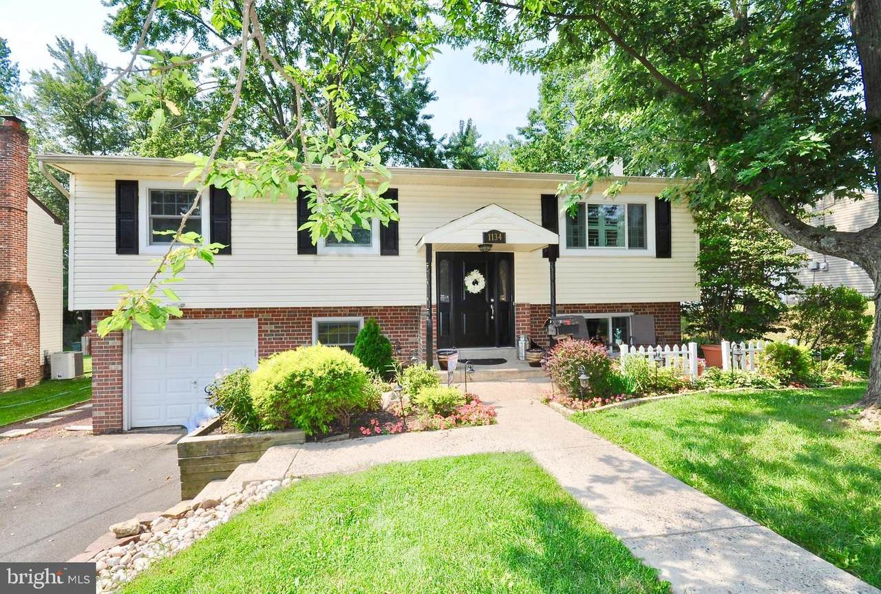 1134 Cushmore Road - Photo 1