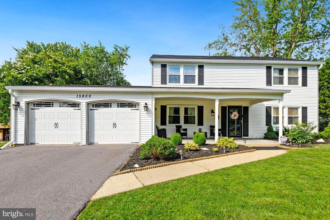 15800 Pinecroft Lane - Photo 1
