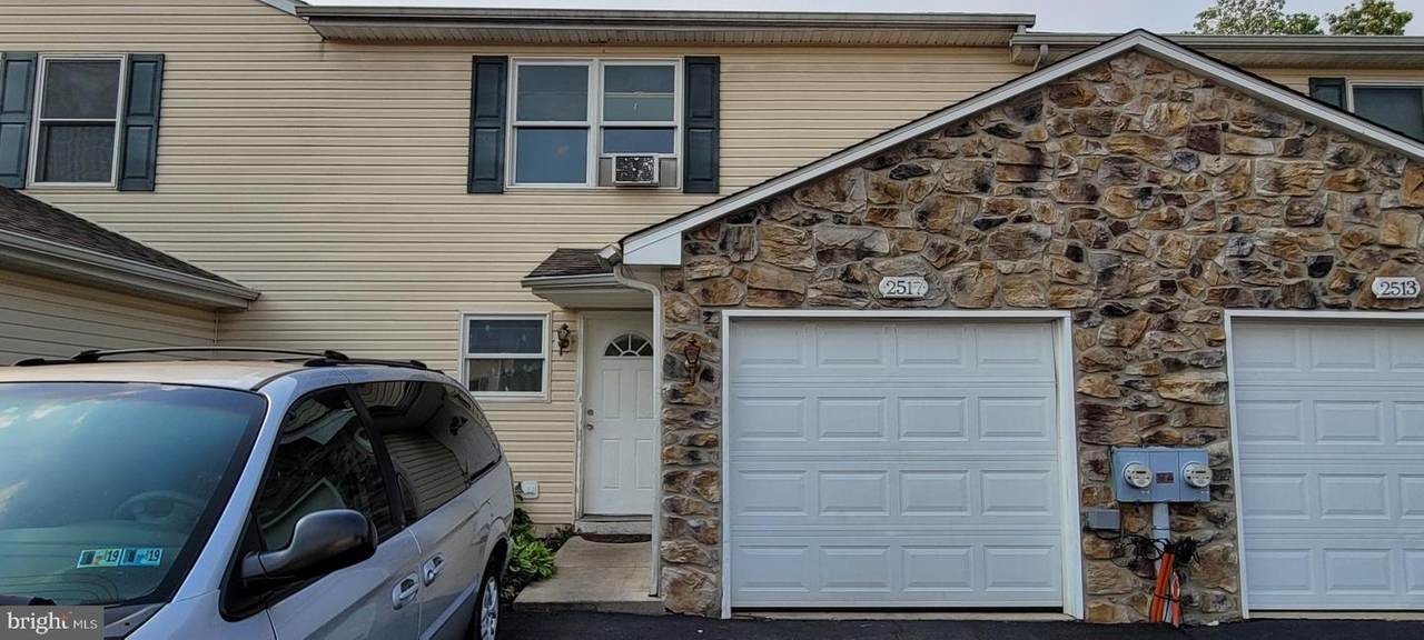2517 Emerald Lane - Photo 1