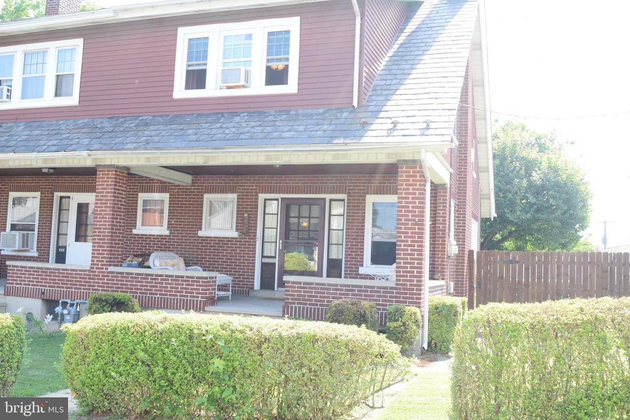 622 14TH Avenue - Photo 1