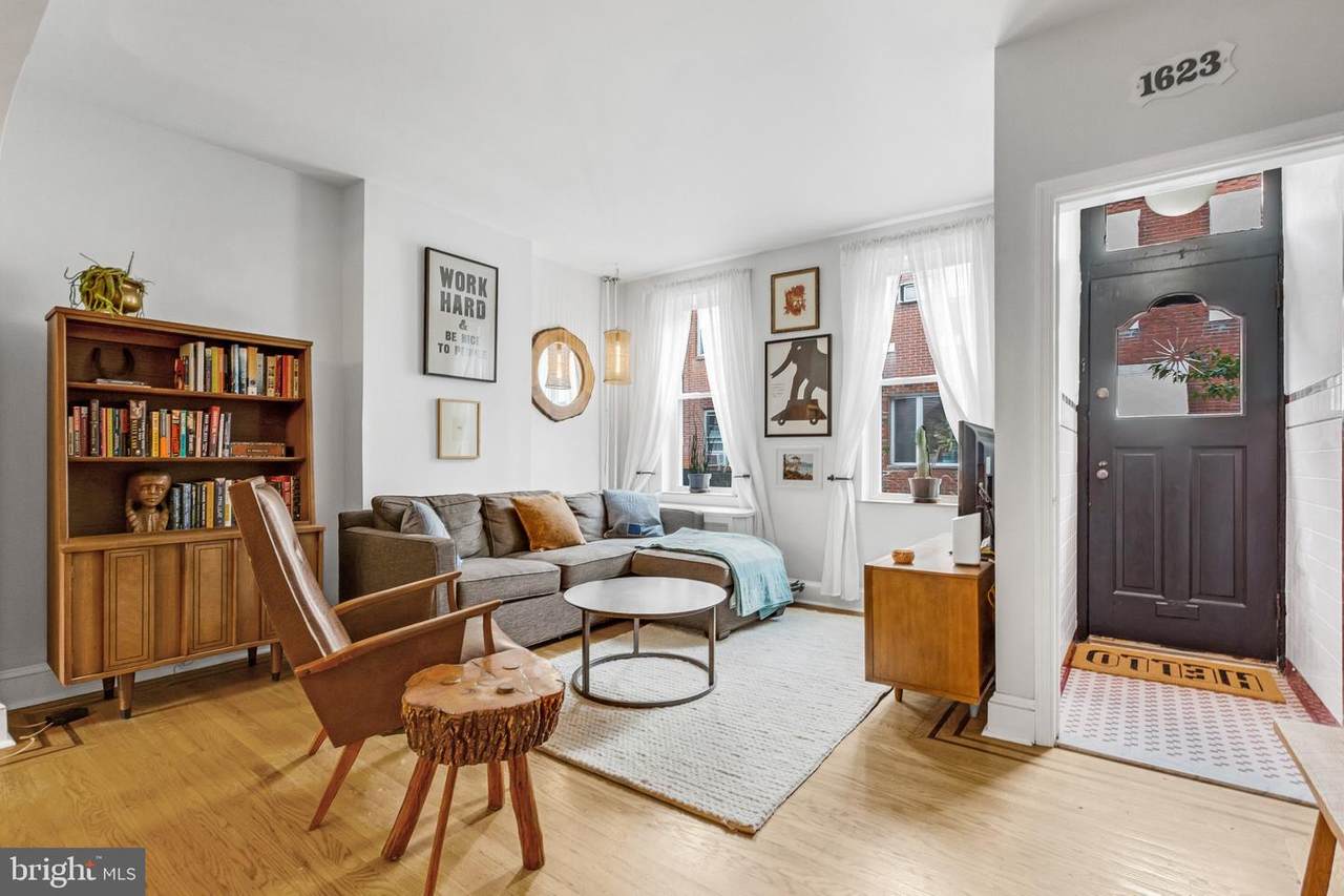 1623 Rosewood Street - Photo 1