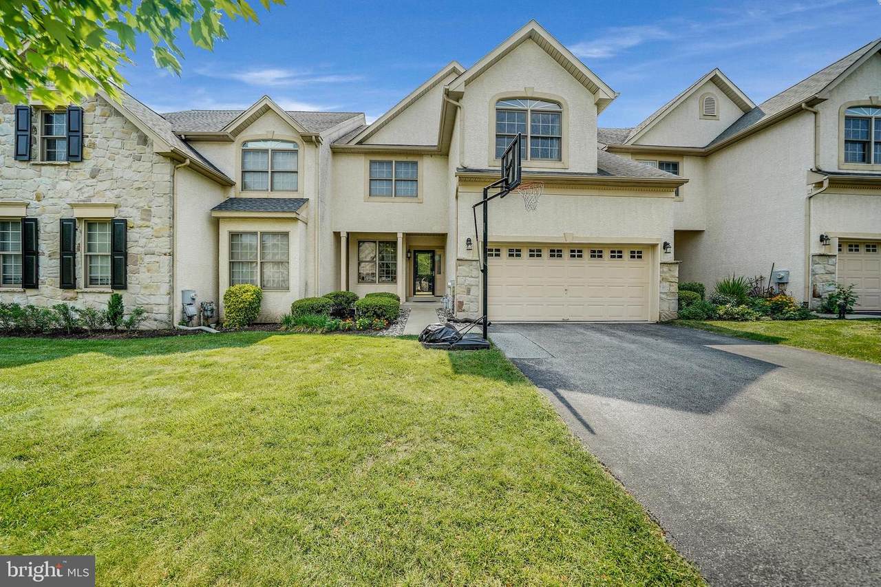 81 Granville Way - Photo 1