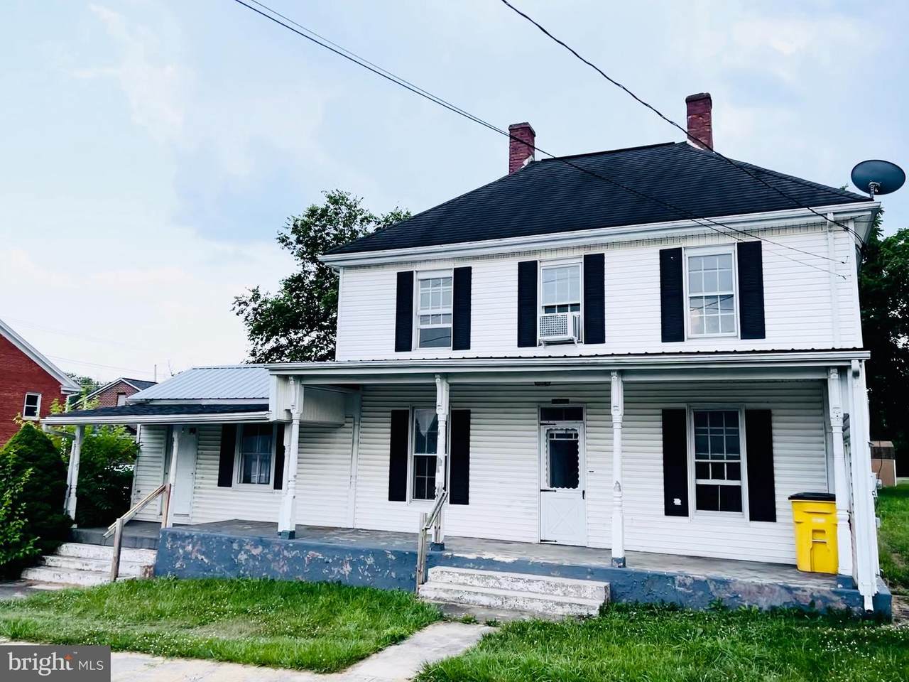 35 Runnymeade Road - Photo 1