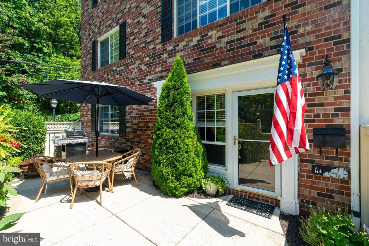1341 Van Dorn Street - Photo 1