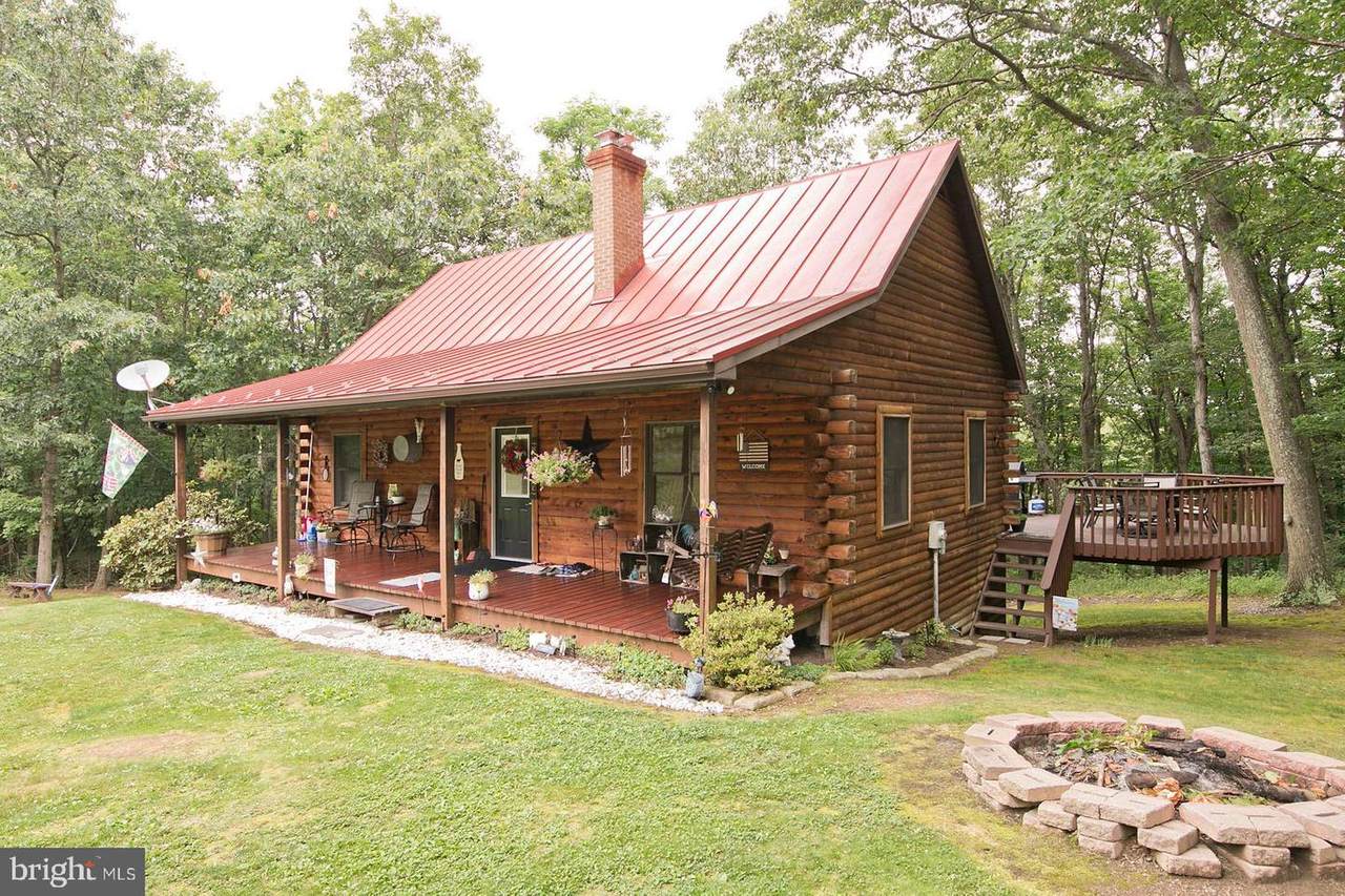 137 Deep Pine Court - Photo 1