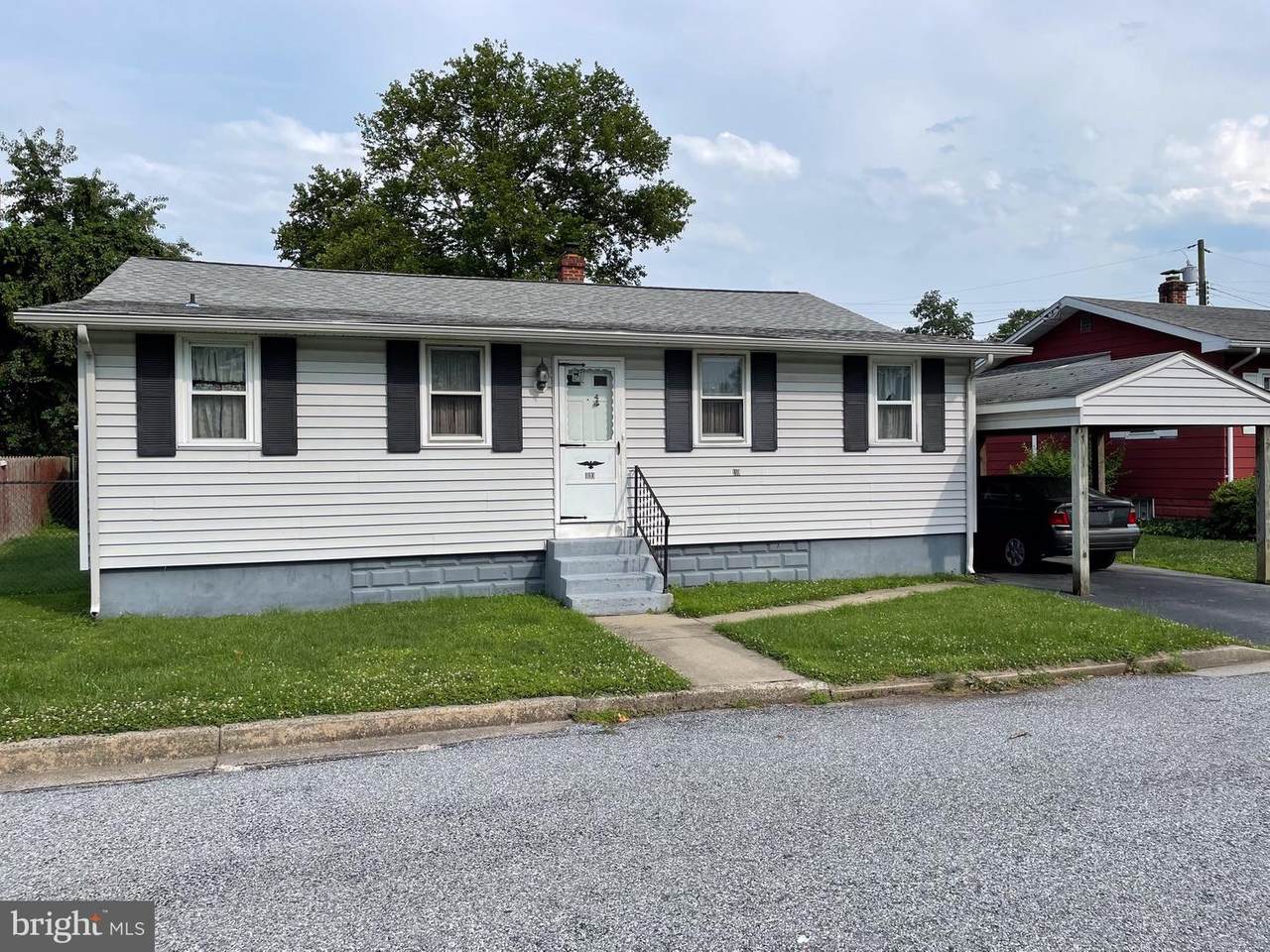 110 Madison Street - Photo 1