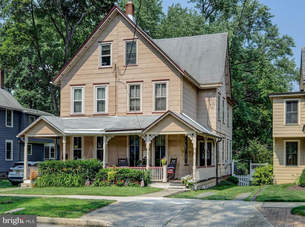 117 West End Avenue - Photo 1
