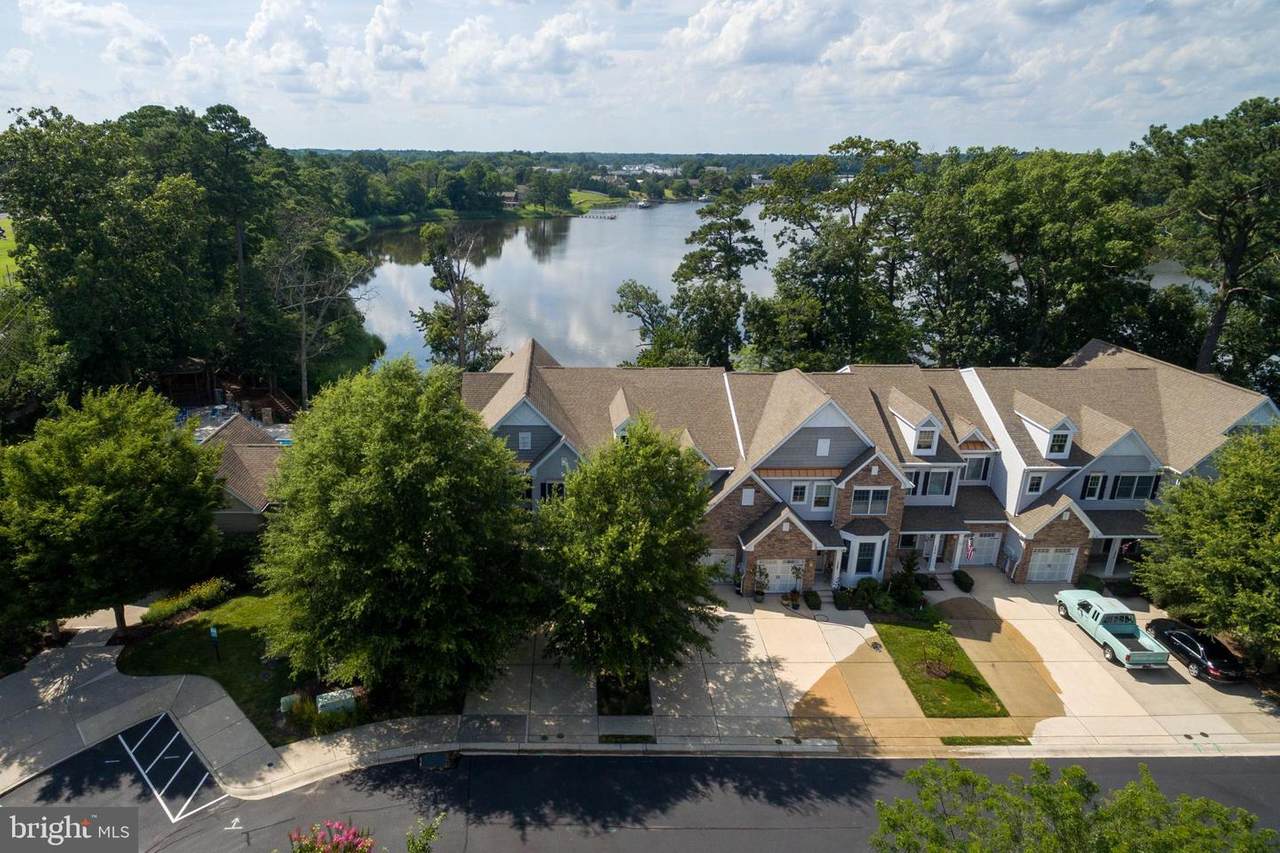 10084 Iron Pointe Drive - Photo 1