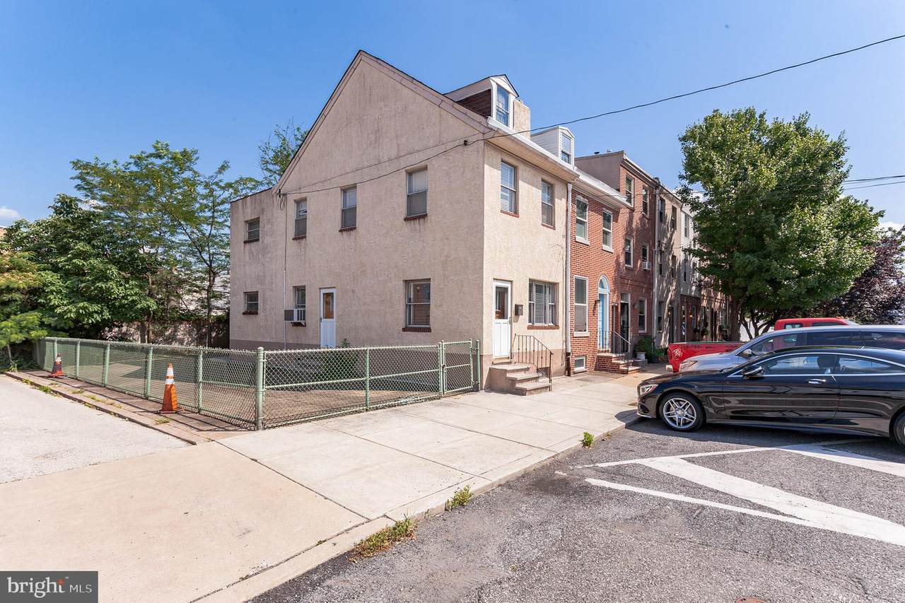 1111 Moyamensing Avenue - Photo 1