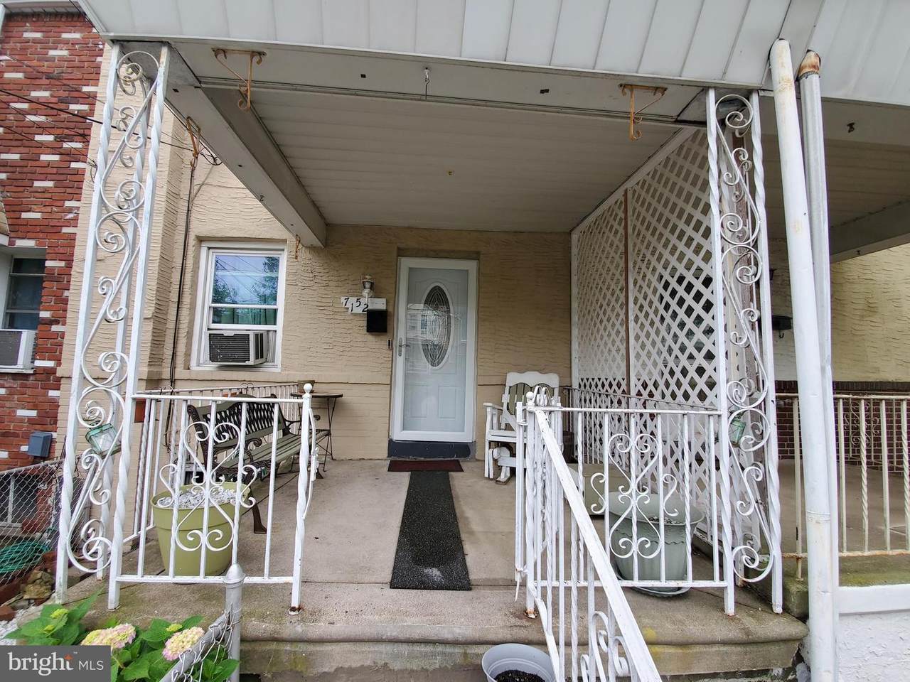 7152 Clover Lane - Photo 1