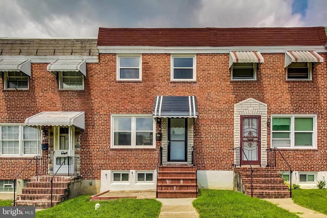 4308 Roberton Avenue - Photo 1